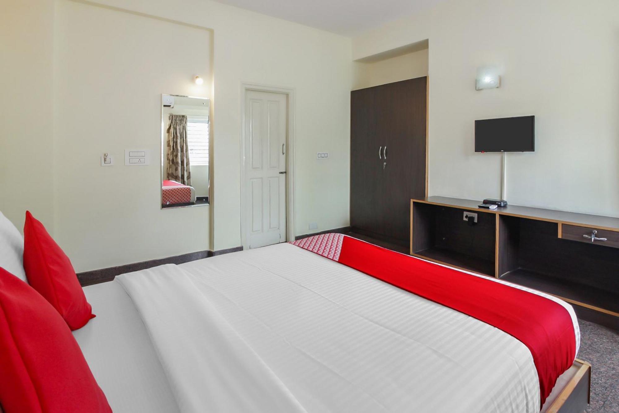 Hotel Collection O The Olive Shine Mysore Exterior foto